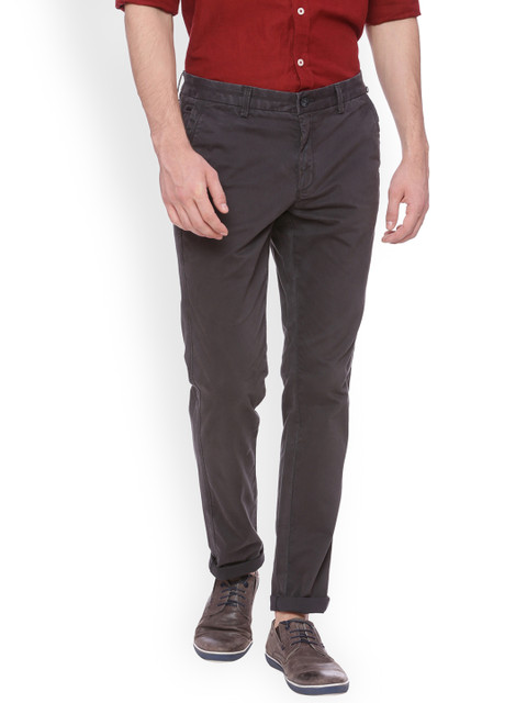 

Basics Men Brown Tapered Fit Solid Stretchable Chinos
