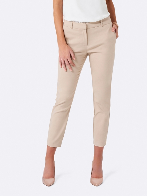 

Forever New Women Cream-Coloured Slim Fit Solid Cigarette Trousers