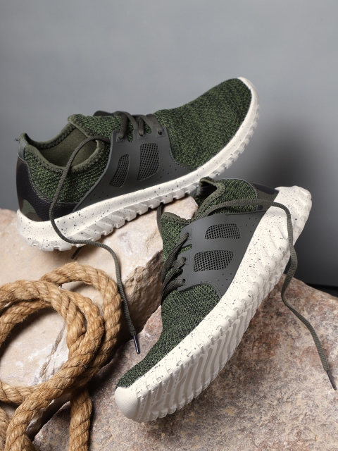 

Roadster Men Green Casual Shoes