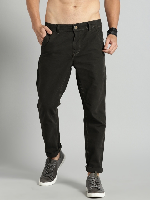 

Roadster Men Charcoal Grey Solid Chinos