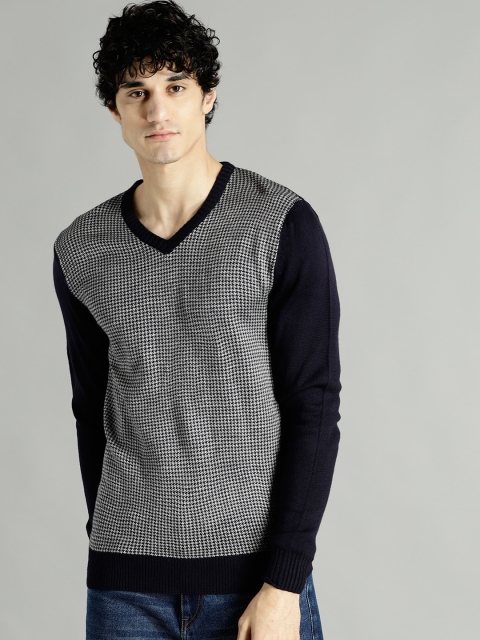 

Roadster Men Navy Blue & White Self Design Pullover