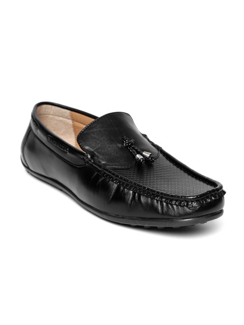 

San Frissco Men Black Textured Driving Shoes