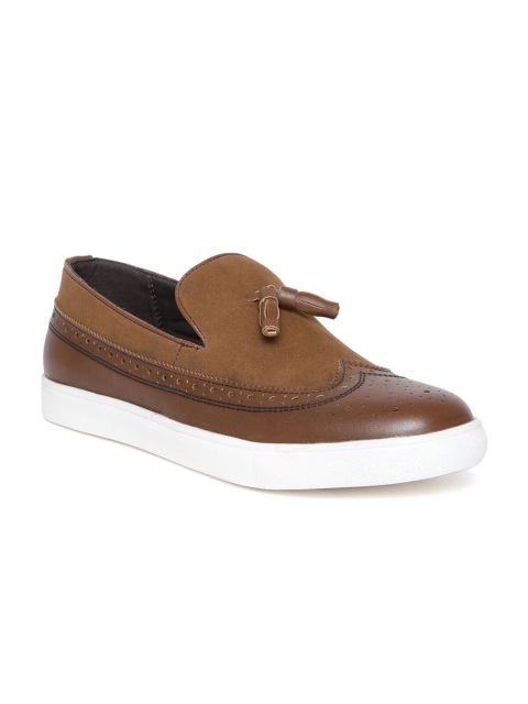 

San Frissco Men Brown Textured Brogues