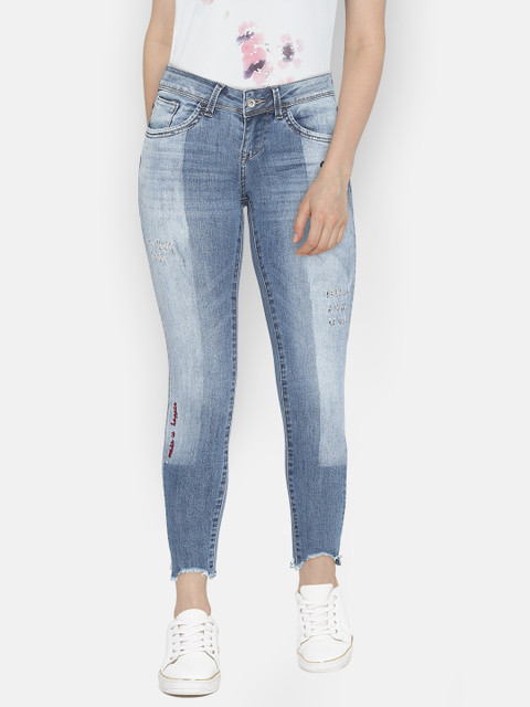 

Deal Jeans Women Blue Skinny Fit Mid-Rise Clean Look Stretchable Cropped Jeans