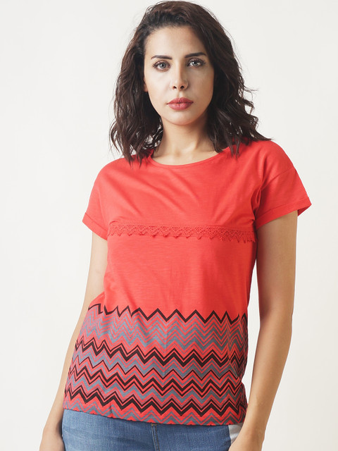 

Blue Saint Women Red Printed Round Neck T-shirt
