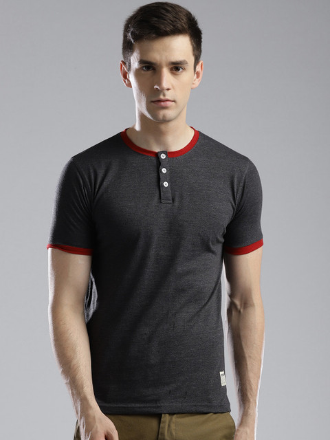 

Hubberholme Men Charcoal Grey Solid Henley Neck T-shirt