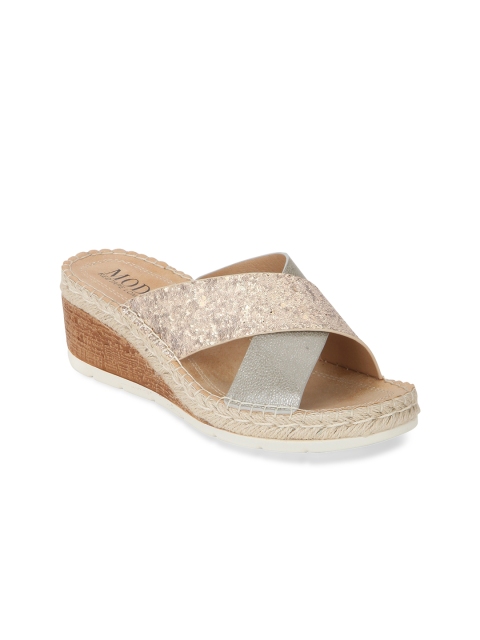 

Mode by Red Tape Women Peach-Coloured Solid Sandals