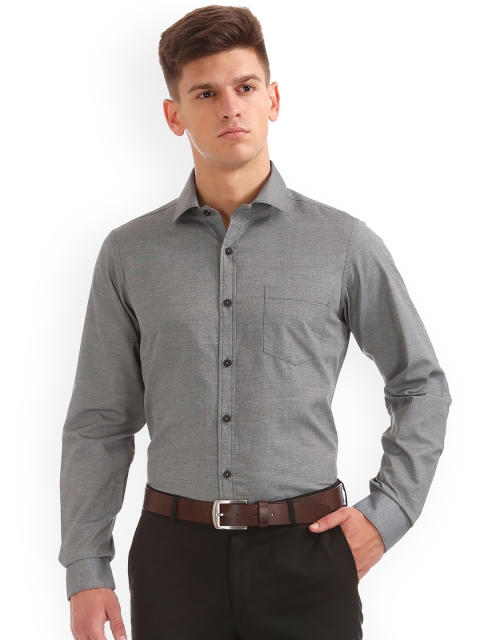 

Excalibur Men Grey Slim Fit Solid Formal Shirt