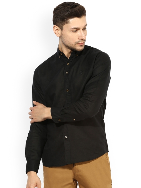 

Red Tape Men Black Comfort Regular Fit Solid Casual Shirt