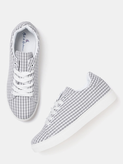 

Mast & Harbour Women Grey Checked Sneakers