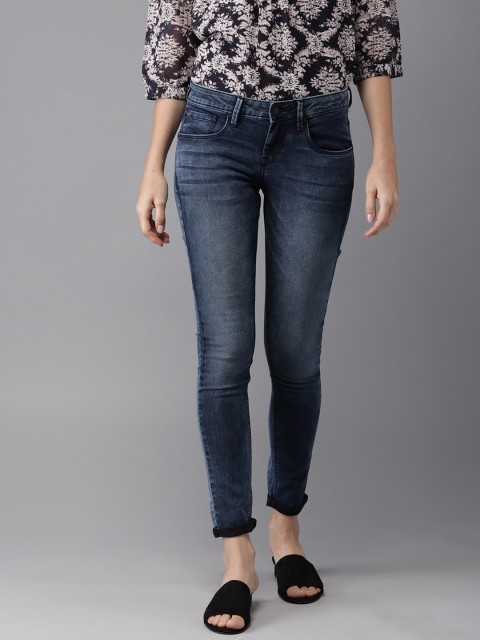 

HERE&NOW Women Blue Skinny Fit Mid-Rise Clean Look Stretchable Cropped Jeans