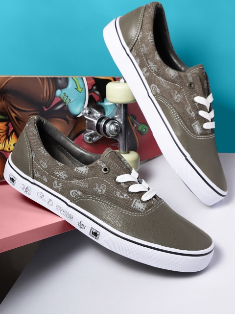 

Kook N Keech Men Grey Printed Sneakers