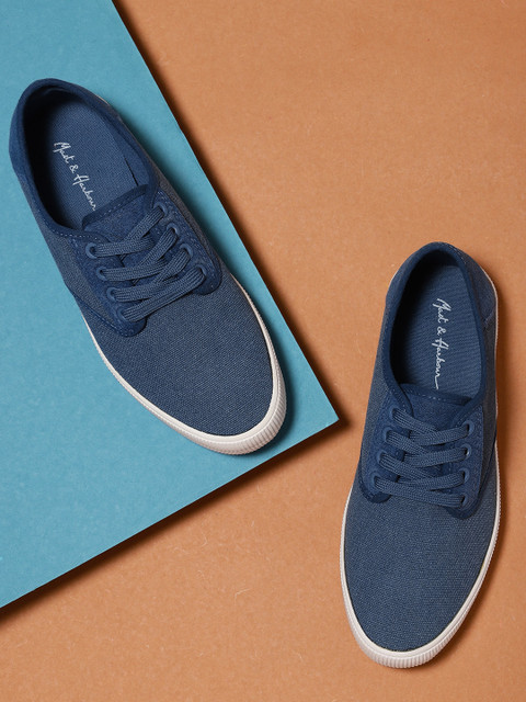 

Mast & Harbour Men Blue Sneakers