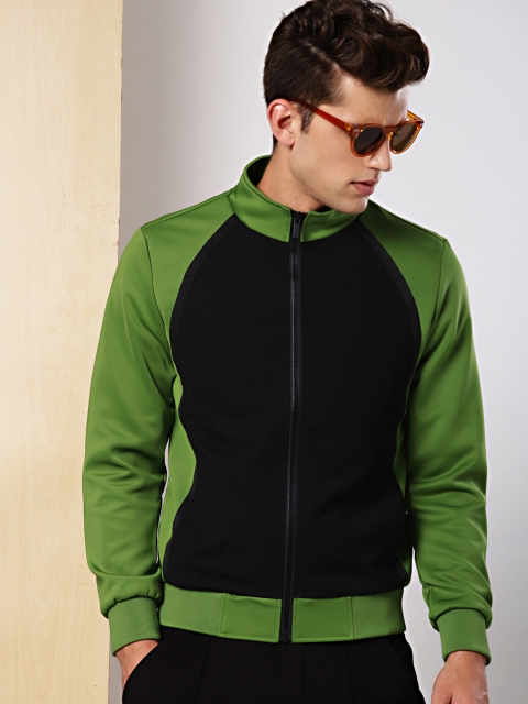 

INVICTUS Men Black & Green Colourblocked Bomber