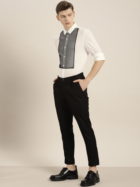 

INVICTUS Men White & Black Slim Fit Solid Party Shirt