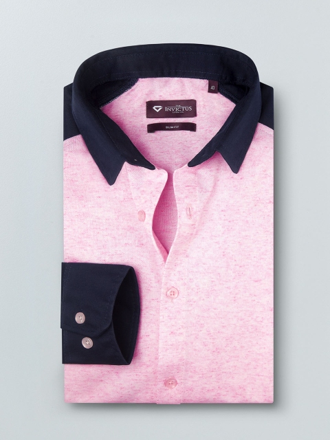 

INVICTUS Men Pink & Navy Blue Slim Fit Knitted Stretchable Semiformal Shirt