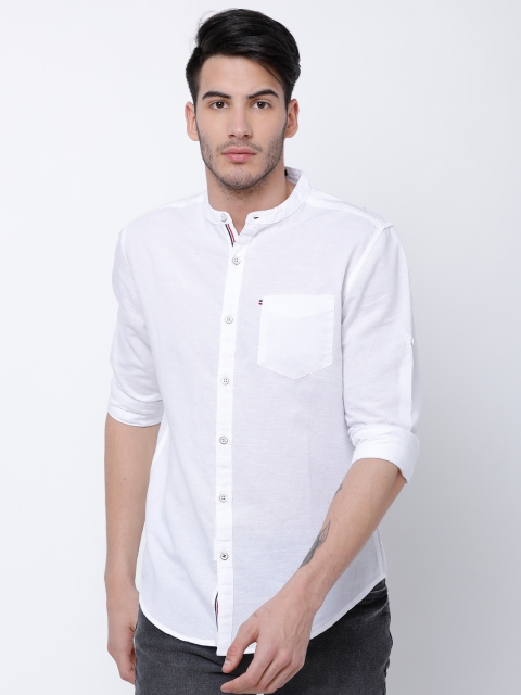 

LOCOMOTIVE Men White Slim Fit Solid Casual Shirt