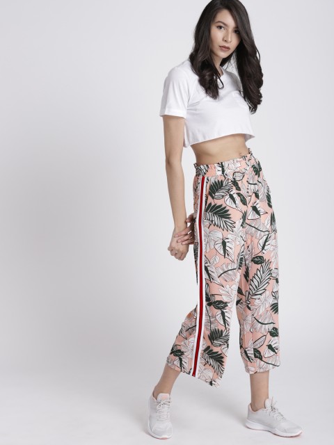 

Splash Women Peach-Coloured & White Slim Fit Printed Culottes
