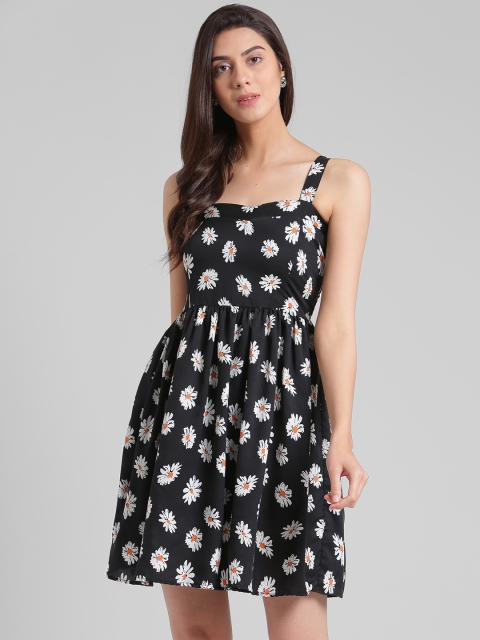 

Trend Arrest Women Black Printed Fit and Flare Dress