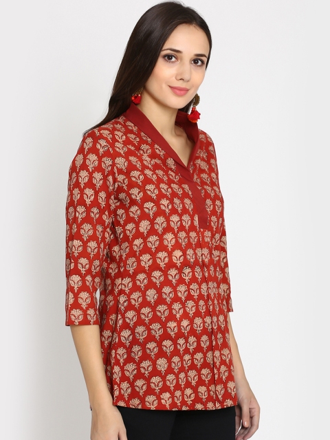 

Abhishti Women Maroon Printed Top