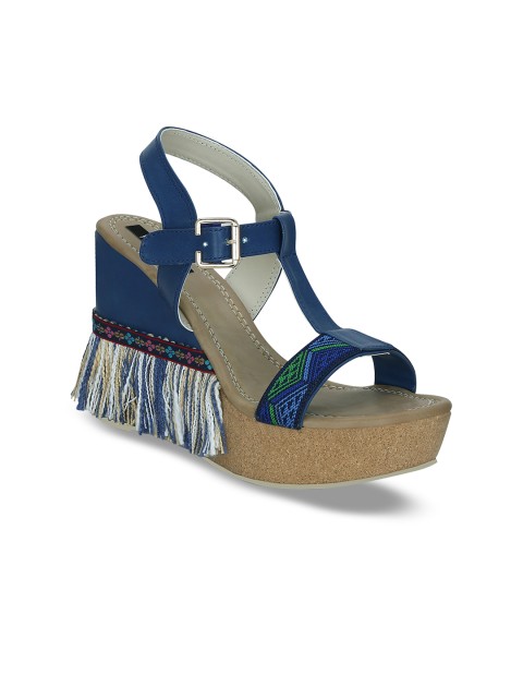 

Kielz Women Blue Solid Sandals