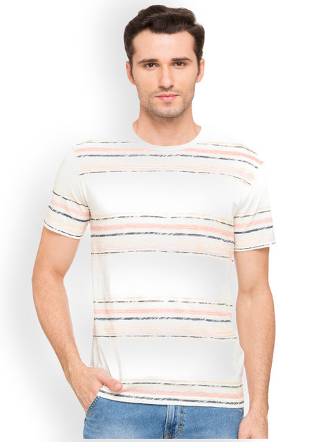 

Globus Men Off-White Striped Round Neck T-shirt