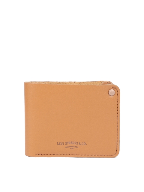 

Levis Men Camel Brown Solid Leather Two Fold Saddle Stitch Wallet