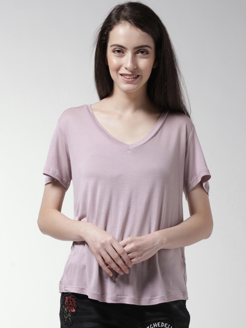 

FOREVER 21 Women Lavender Solid V-Neck T-shirt