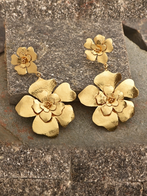 

Pipa Bella Gold-Toned Floral Drop Earrings