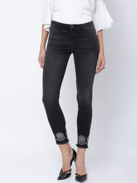 

Tokyo Talkies Women Black Super Skinny Fit Mid-Rise Ankle Length Stretchable Jeans