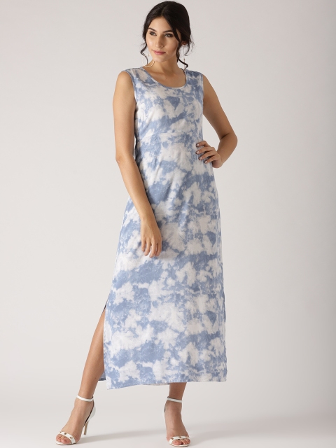 

AKS Couture Women Blue & White Dyed Maxi Dress