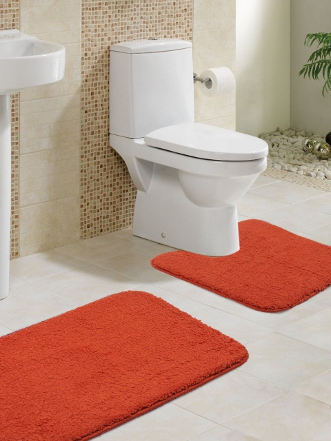 

Lushomes Set of 2 Bath Rugs, Red