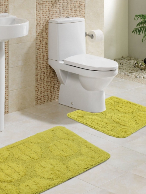 

Lushomes Set Of 2 Bath Rugs, Fluorescent green