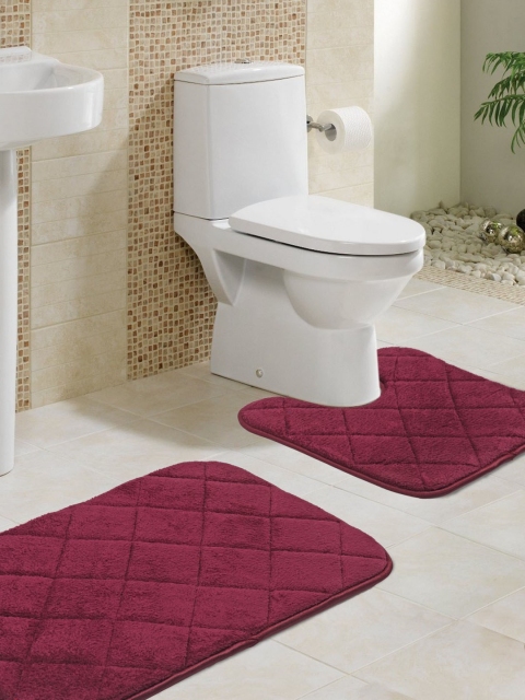 

Lushomes Set of 2 Bath Rugs, Purple