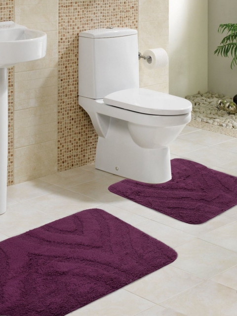 

Lushomes Set of 2 Bath Rugs, Purple