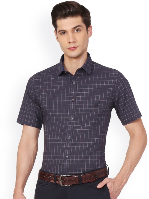 

Van Heusen Sport Men Grey Slim Fit Checked Formal Shirt