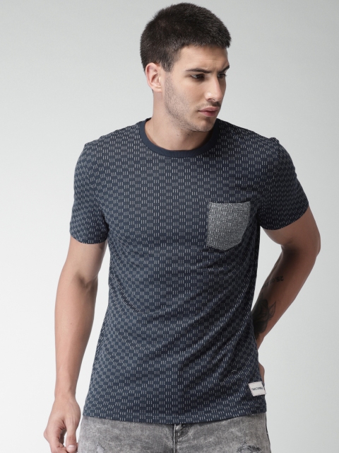 

Celio Men Navy Blue Self Design Round Neck T-shirt