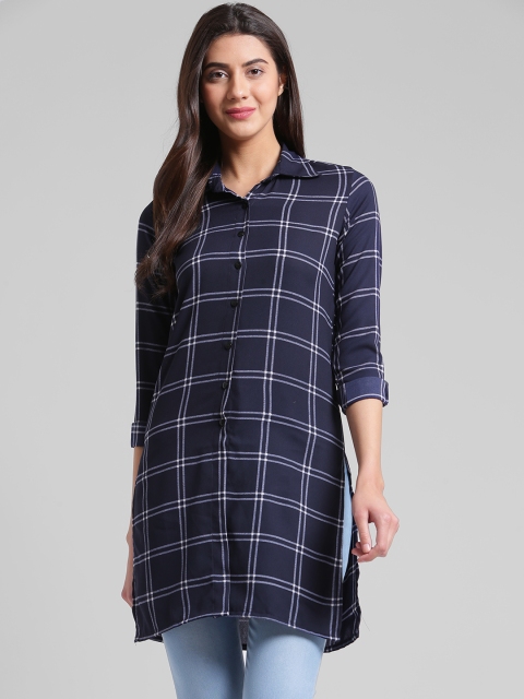 

Trend Arrest Women Checked Casual Shirt, Na