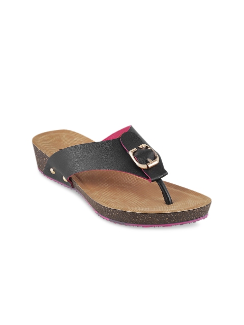 

Metro Women Black Solid Sandals