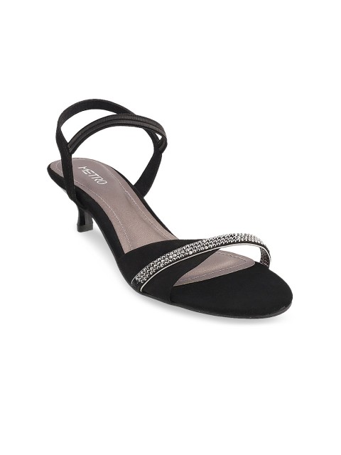 

Metro Women Black Embellished Sandals