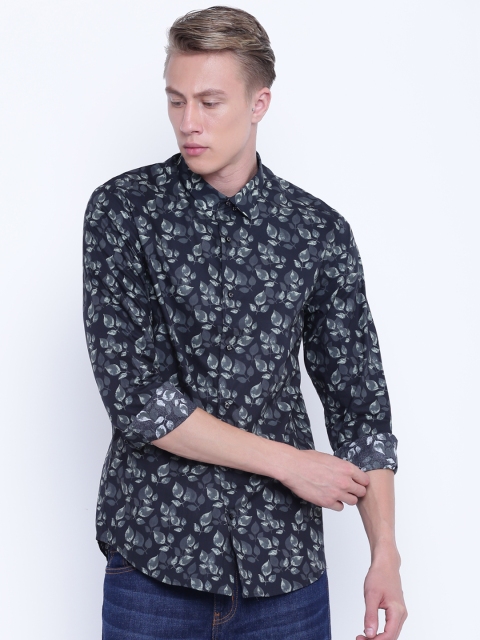 

Blackberrys Men Black & Olive Green Slim Fit Printed Casual Shirt