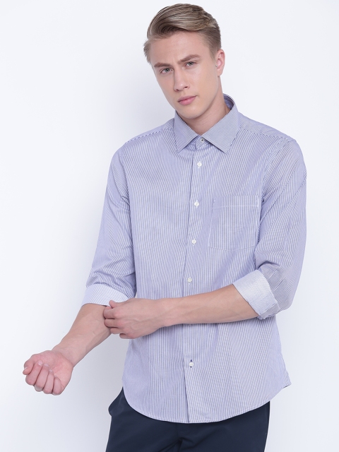 

Blackberrys Men White & Navy Blue Slim Fit Striped Casual Shirt