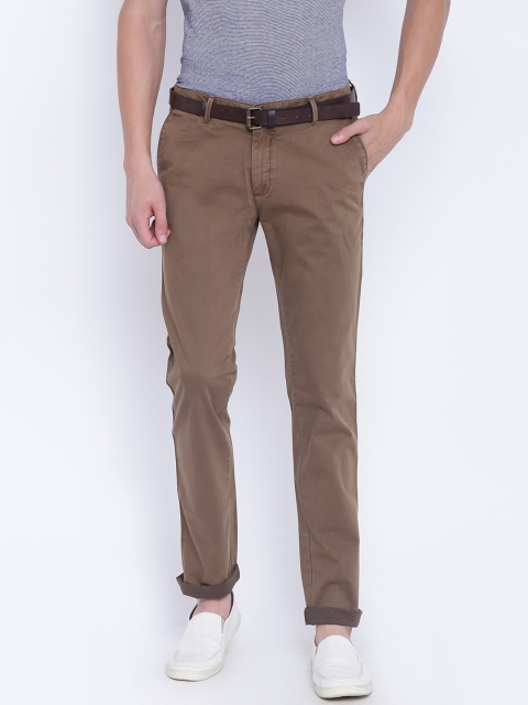 

Blackberrys Men Brown Regular Fit Printed Chinos