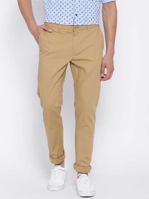 

Blackberrys Men Beige Sharp Tapered Fit Solid Regular Trousers