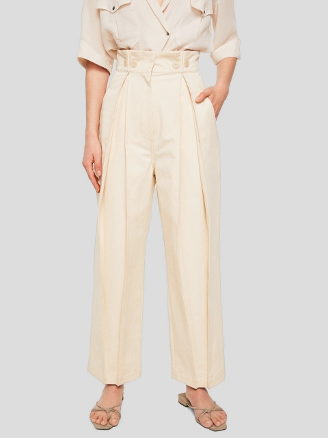 

MANGO Women Off-White Regular Fit Solid Trousers