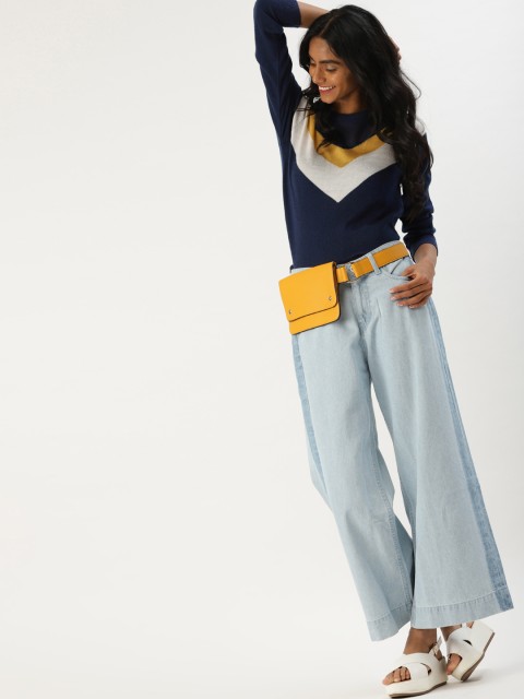 

DressBerry Women Navy Blue & White Colourblocked Pullover