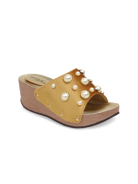 

VALIOSAA Women Gold-Toned Solid Peep Toes