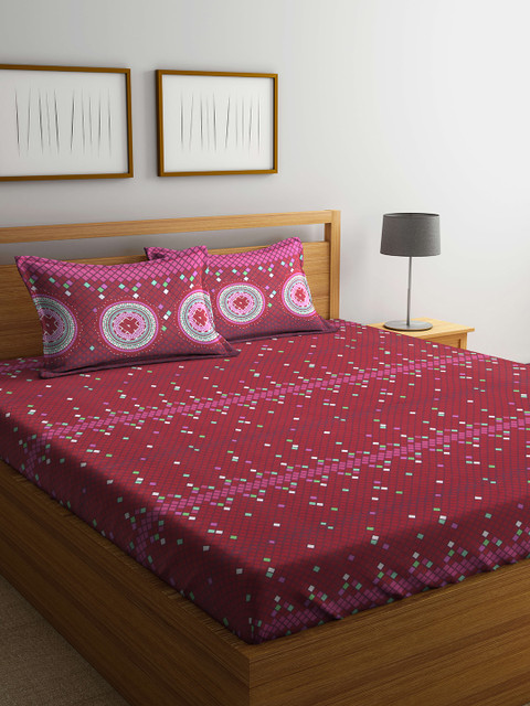

BOMBAY DYEING Maroon Geometric Flat 120 TC Polycotton 1 King Bedsheet with 2 Pillow Covers