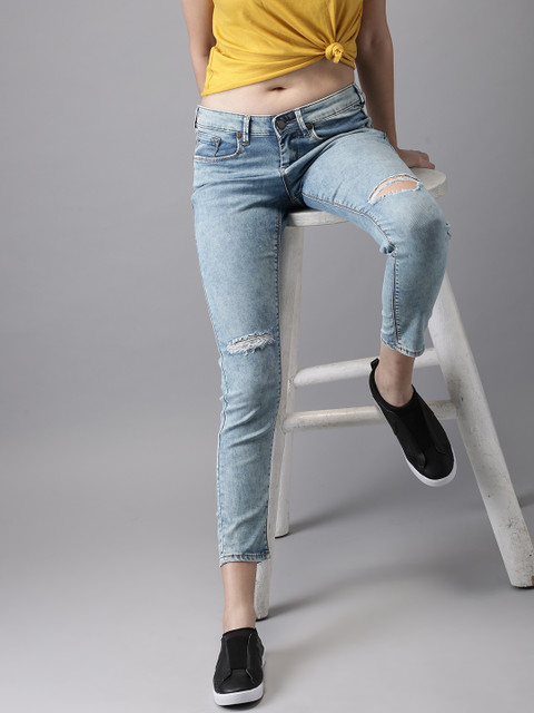 

HERE&NOW Women Blue Skinny Fit Mid-Rise Low Distress Stretchable Cropped Jeans