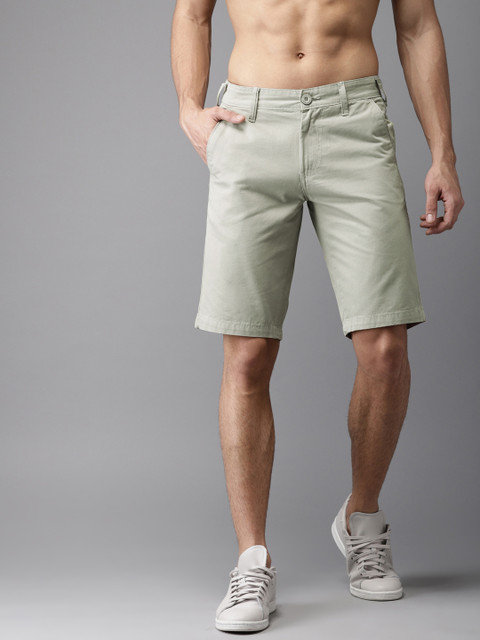 

HERE&NOW Men Beige Solid Slim Fit Chino Shorts
